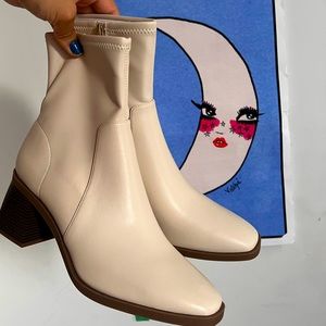 Cream Leather Block Heel Bootie
